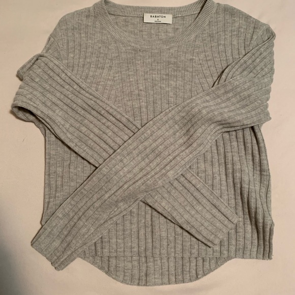 Aritzia knit long sleeve - Picture 3 of 6